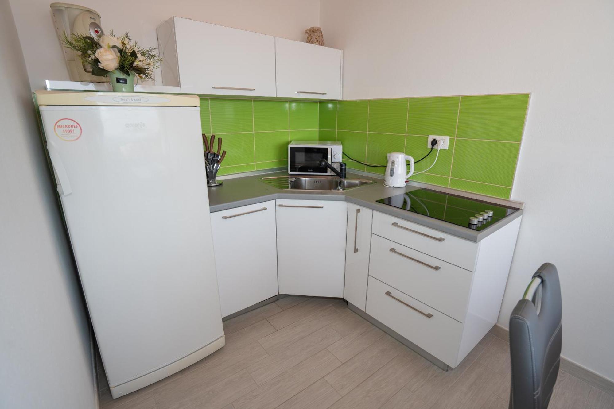 Garden Resort - Apartments Maslina Potocnica Room photo